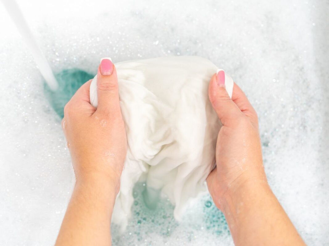 nước giặt xả hữu cơ cho bé sơ sinh