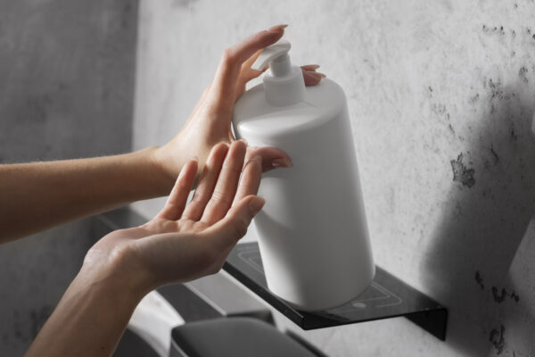 Sữa tắm 6 trong 1